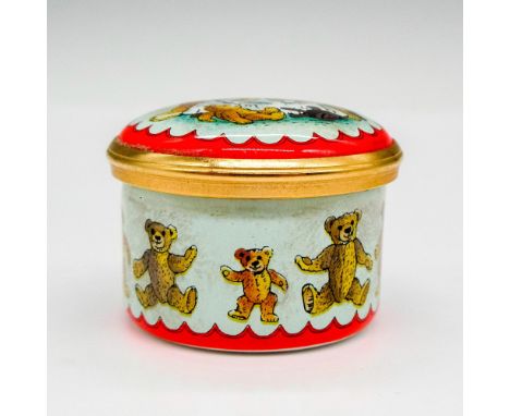 Hand painted enamel box with gilded edge screw top displaying bear family at table with bowls of porridge. Halcyon Days backs