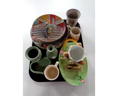 A tray containing a brass and onyx table lighter, collector's plates, Wedgwood green Jasperware, Carlton Ware dish etc 