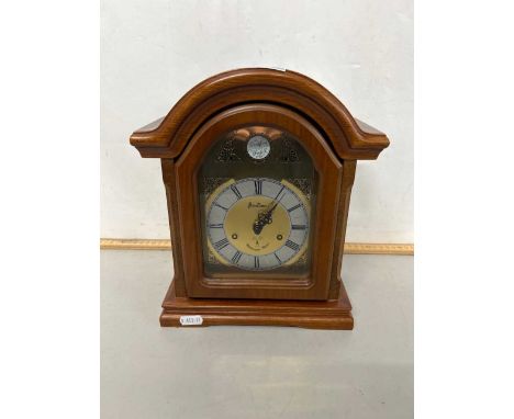 Mantel clock by Bentima