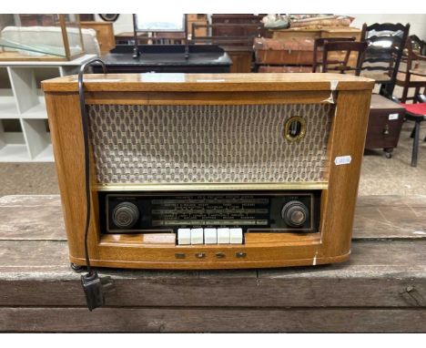 Vintage Bush radio