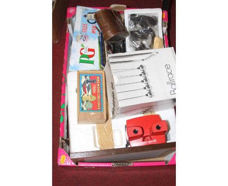 Miscellaneous items to include vintage binoculars and chess pieces