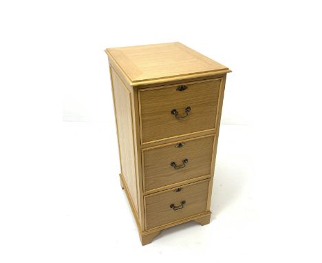LE-AL Furniture of Manchester 20th century light oak three drawer filing pedestal, W50cm, D61cm, H108cm - Condition Report 