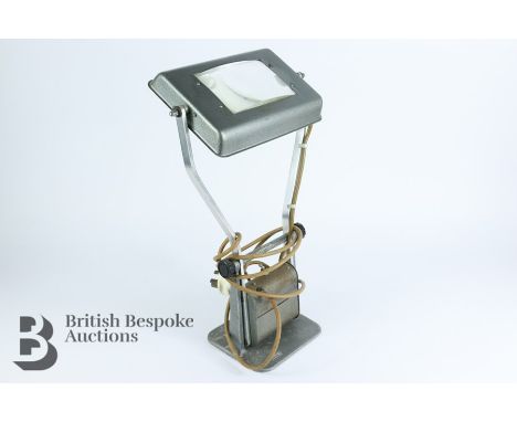 Vintage industrial counter balance magnifying lamp, with&nbsp;heavy adjustable counter balance housing the on/off toggle swit
