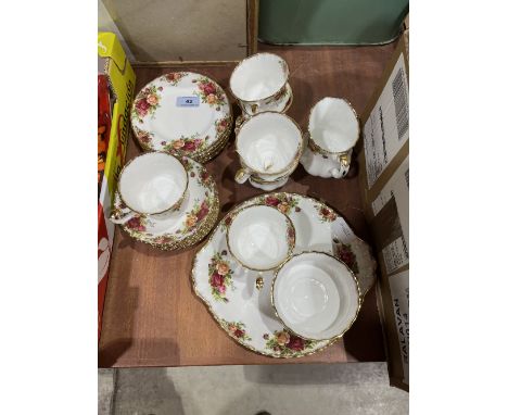 A Royal Albert Old Country Roses part tea service of 21 pieces. One cup damaged
