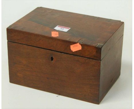 A Victorian rosewood and crossbanded tea caddy, having twin compartment interior, w.22cm