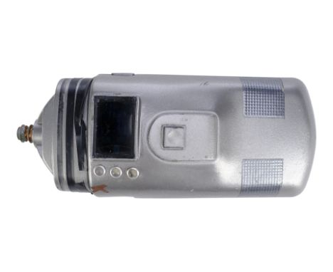 STAR TREK: VOYAGER (1995-2001) - Light-Up Starfleet Medical Scanner - A light-up Starfleet medical scanner from the series St