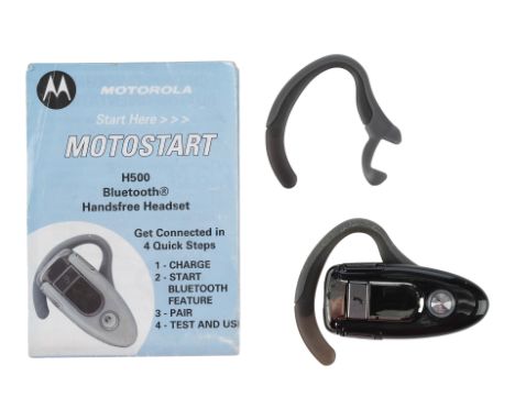 BETTER CALL SAUL (T.V. SERIES, 2015-2022) - Saul Goodman Double's Screen-Matched Bluetooth Headset - A Saul Goodman double's 