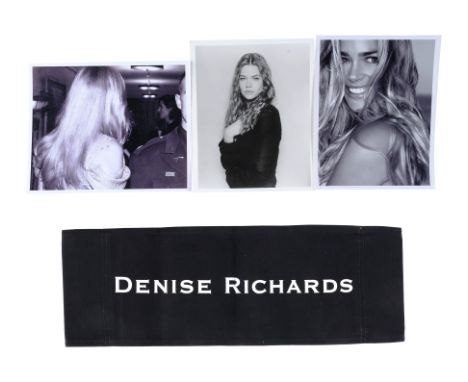SCARY MOVIE 3 (2003) - Denise Richards' Chairback - Denise Richards' chairback from the production of David Zucker's Scary Mo