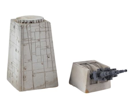 STAR WARS: A NEW HOPE (1977) - Death Star Turbolaser Tower Model Miniature - A Death Star turbolaser tower model miniature fr
