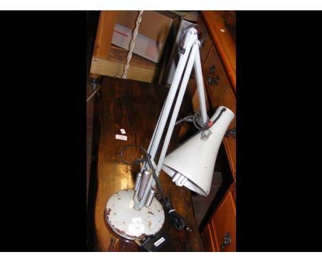 An original anglepoise lamp