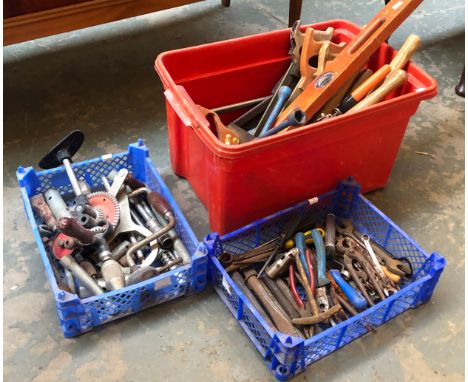 A quantity of vintage hand tools, to include carpenters saws, drills, socket sets etc 