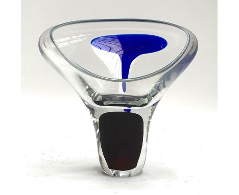 Adam Jablonski (b.1936), an art glass vase, signed to base, 25cmH 