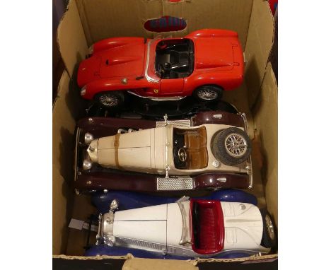 A small tray containing loose mostly Burago modern issue diecast 1/18 scale, to include Jaguar E-type 1961, Ferrari 250 Testa