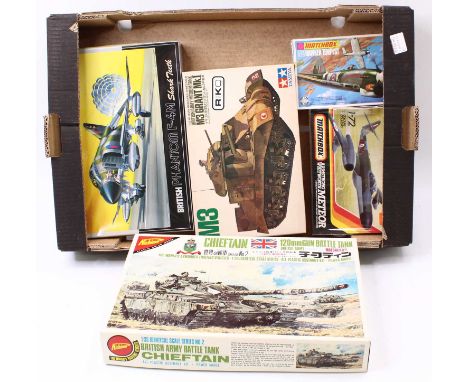 A tray containing five various makes 1/35 and 1/72 scale boxed plastic kits to include Nichimo Chieftain 120mm British Army g