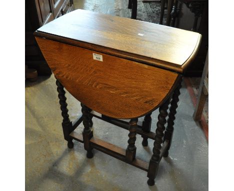 Early 20th Century oak gate legged barley twist table.(B.P. 21% + VAT) 