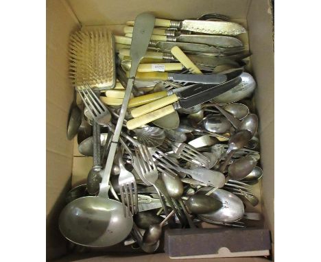 Box containing mostly loose cutlery including a ladle and a ladies vanity set brush with enamel back etc.(B.P. 21% + VAT) 
