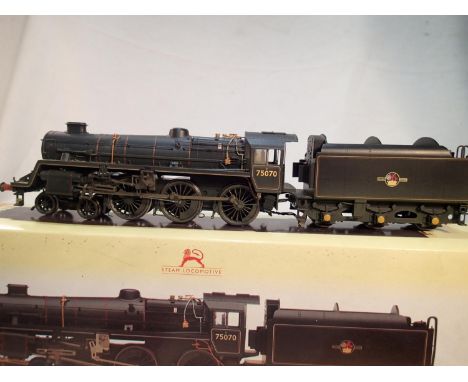 OO scale Hornby R2716 class 75000, black, 75070, late crest, weathered, excellent condition, requires rear coupling, box with
