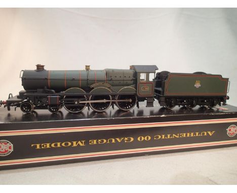 OO scale Dapol, Dorchester Castle, 4090, with Hawksworth tender, BR green, early crest, near mint, box with wear. UK P&amp;P 