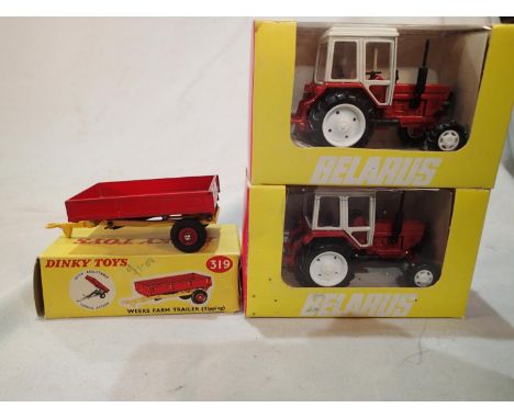 Two 1/43 scale tractors, Belarus scale model, Traktorexport, made in USSR, near mint, wear to boxes, plus Dinky Toys 319 week