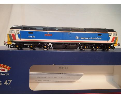 OO scale Bachmann 31-654, class 47 diesel, 47576, Kings Lynn, Network Southeast livery, near mint, storage wear to box. UK P&