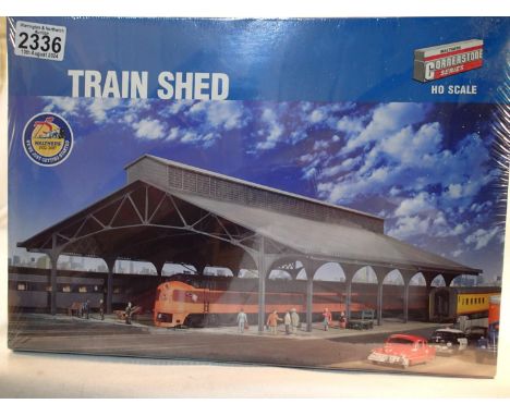 HO Scale Walthers train shed kit, approximately 57 x 35 x 16 cm H, new, factory sealed. UK P&amp;P Group 2 (£20+VAT for the f