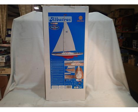 Boxed Albatros yacht by Gunther, new in box, ex shop stock. UK P&amp;P Group 2 (£20+VAT for the first lot and £4+VAT for subs