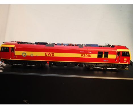 OO scale Accurascale class 92 electric, 92001, Victor Hugo, EWS livery, near mint, missing one pantograph, boxed. UK P&amp;P 