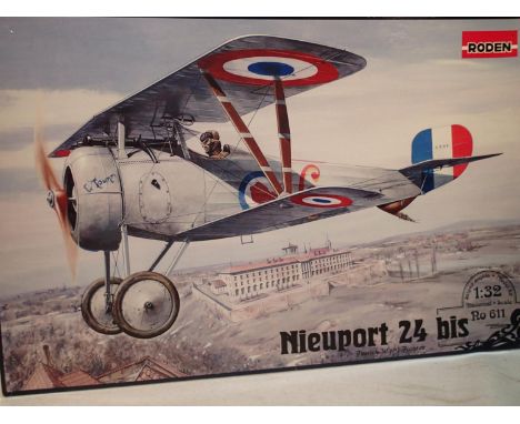 Roden 1/32 scale Nieuport, WWI biplane, as new, storage wear to box. UK P&amp;P Group 1 (£16+VAT for the first lot and £2+VAT