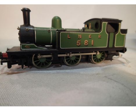 OO scale Mainline J72, LNER green, 581, excellent condition, unboxed. UK P&amp;P Group 1 (£16+VAT for the first lot and £2+VA