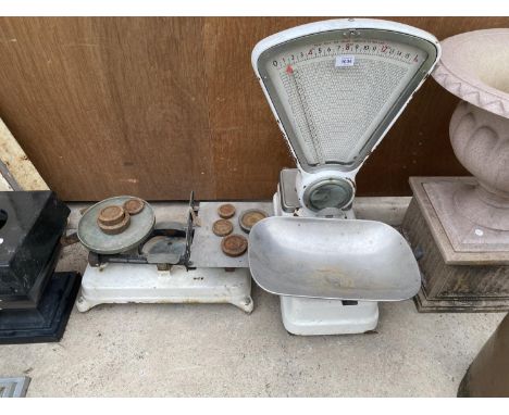 A SET OF VINTAGE AVERY PLATFORM SCALES AND A SET OF VINTAGE KITCHEN SCALES AND WEIGHTS 
