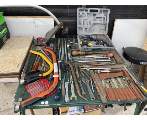 A LARGE QUANTITY OF VARIOUS TOOLS 