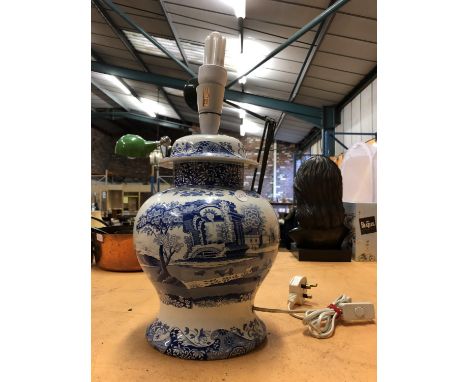 A SPODE BLUE AND WHITE LAMP IN WORKING ORDER 