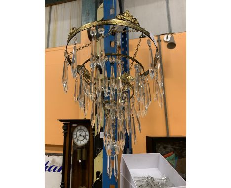 A VINTAGE CRYSTAL CHANDELIER WITH A BOX OF MISSING CRYSTALS 