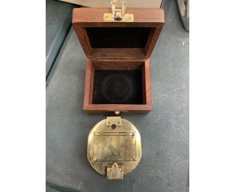 A BOXED BRASS COMPASS STANLEY LONDON 