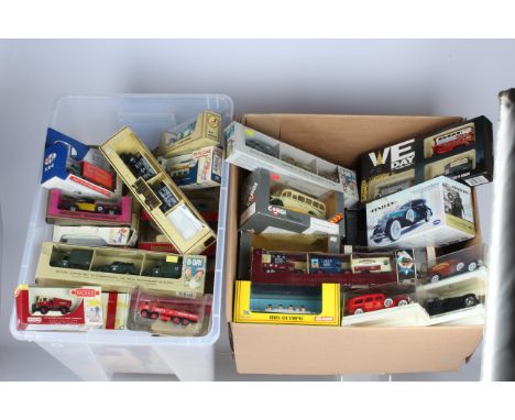 Modern Diecast Vintage Commercial and Private Vehicles, all boxed/cased, Matchbox Models of Yesteryear (30) includes one spec