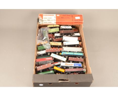 Fleischmann Roco Kleinbahn, Lima, Jouef, Marklin and other makers HO Gauge Goods Rolling Stock,  including Tank wagons, open 