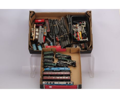 Tri-ang Hornby and early Hornby 00 Gauge Locomotives Rolling Stock Track and Accessories, GWR green 4983 'Albert Hall', BR gr