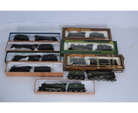 Mainline 00 Gauge Steam Locomotives, BR green Patriot Class 45532 'Illustrious', BR repainted black 6864 'Dymock Grange', GWR