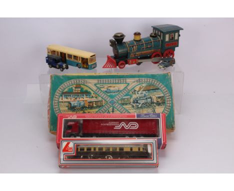 Large Scale Tin play Train Tinplate Shunting Set plastic Bus Diecast Lorry and Lima 00 Gauge Railcar, K K Masutoru Battery Op