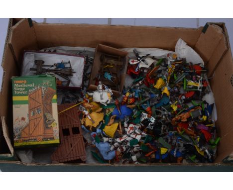 Britains and Timpo Medieval Knights and Saracens,  mainly unboxed, Britains Deetail (20+), Britains plastic, catapult with tw