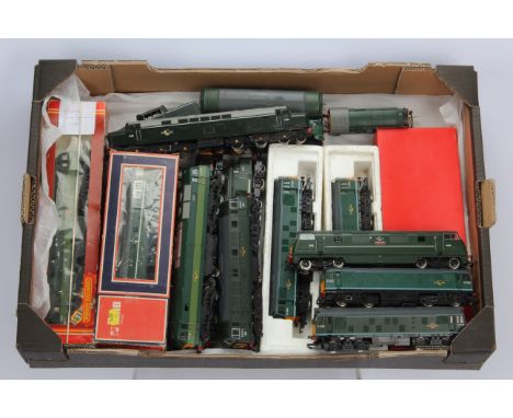 Mainline Lima Bachmann Hornby Jouef BR green Diesel Locomotives, Hornby, Class 31 (boxed), Class 25 (4, two in polystyrene tr