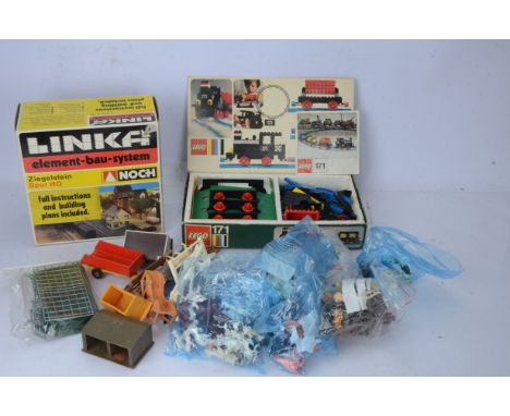 SALEROOM ANNOUNCEMENT - Additional Lego Track Packs included in this lot 151, 154 and 159. Sets unchecked. Lego Train Set Lin