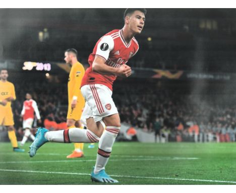 Gabriel Martinelli signed 16x12 inch colour print. Good condition. All autographs are genuine hand signed and come with a Cer