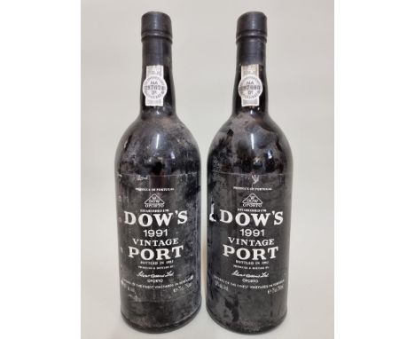 Two 75cl bottles of Dow's 1991 vintage port. (2) 