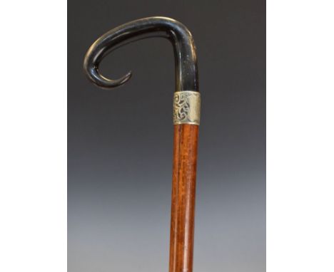 Early 20th Century horn handled walking stick   Condition: 