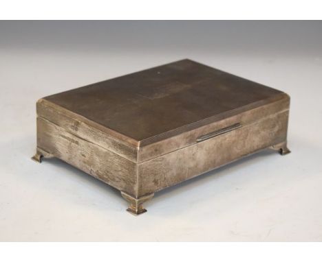 Edward VIII engine turned silver rectangular cigarette box, standing on bracket feet, Birmingham 1936   Condition: 