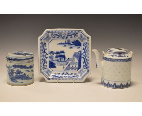 Chinese porcelain jar and cover having blue and white painted landscape decoration, a 20th Century Oriental teapot with blue 