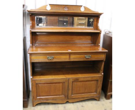 Late Victorian walnut chiffonier with mirrored shelf back above two drawers, an alcove and two panel doors, 118 x 46 x 158cm 