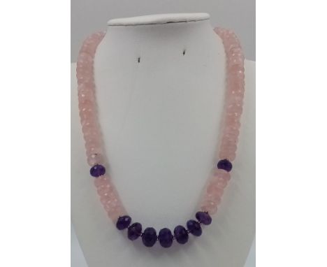 A 400ct Rose Quartz Gemstone Necklace with Amethyst Beads and Amethyst Clasp in 925 silver. 44cm. 