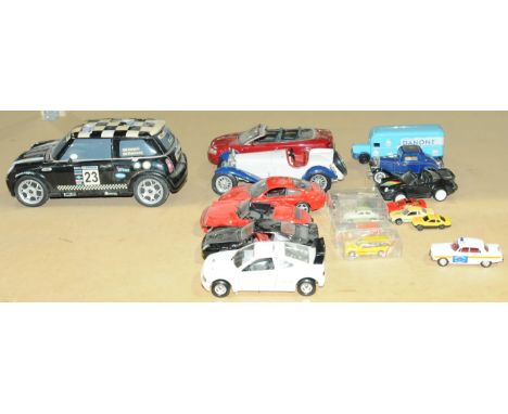 Bburago, Vanguard &amp; Similar an unboxed group of mainly larger scale models (see photo for contents). Conditions are gener